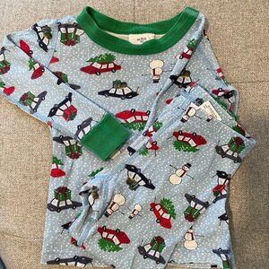 Hannah Andersson Size 90 Snowman PJs